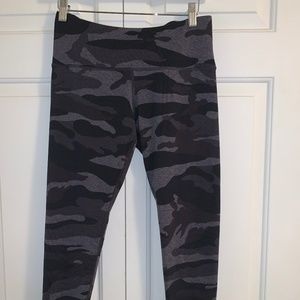 Camo print leggings